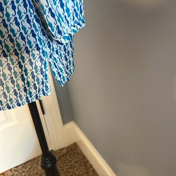 Talbots tonic 100% cotton seahorse print. Many details. Great fit - Picture 5 of 9